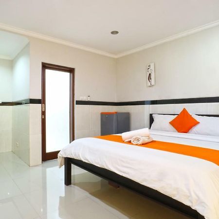 Rena Segara House Kuta Hotell Kuta Lombok Exteriör bild