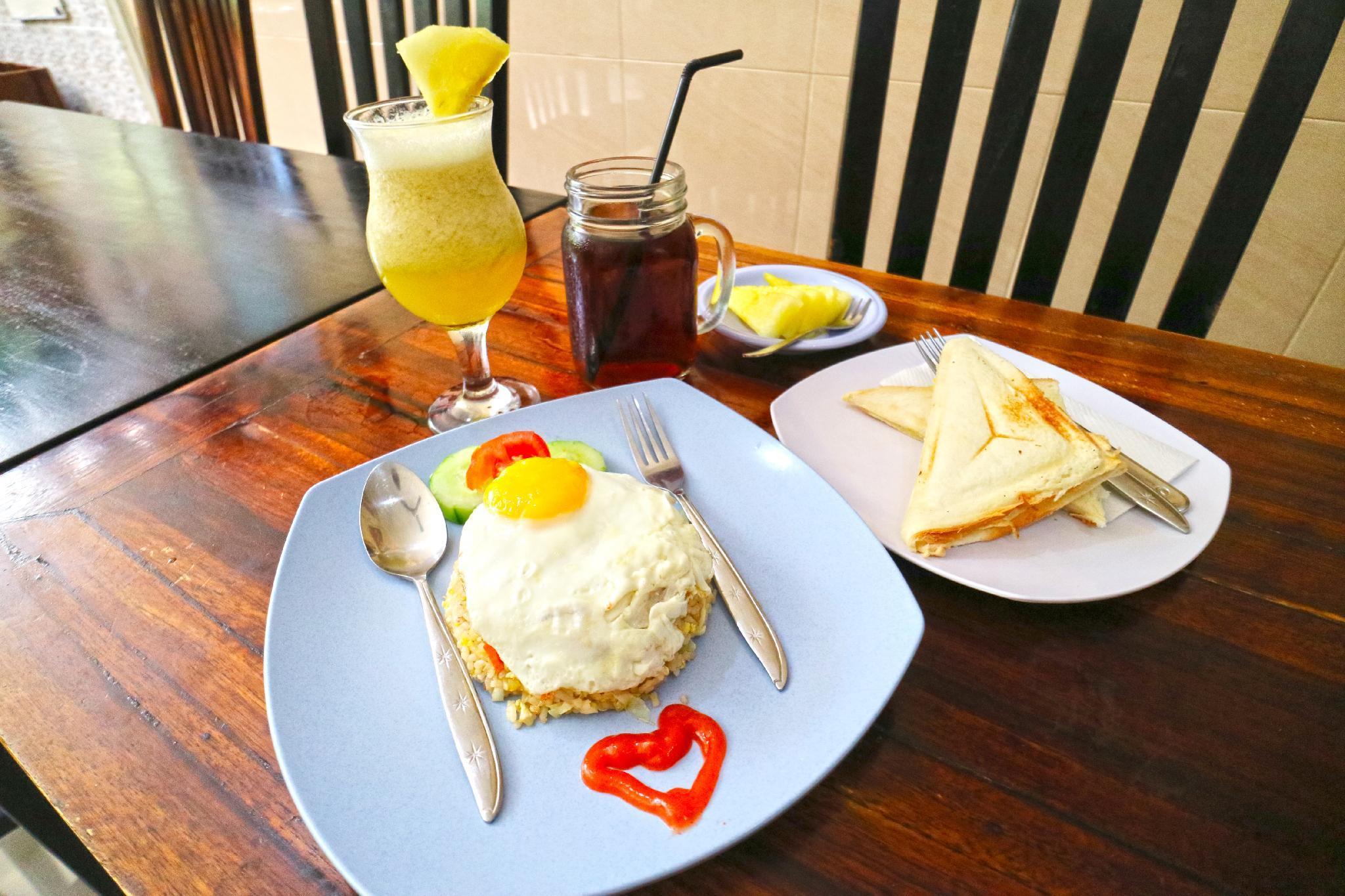 Rena Segara House Kuta Hotell Kuta Lombok Exteriör bild