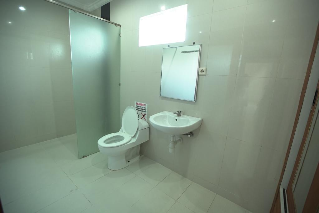 Rena Segara House Kuta Hotell Kuta Lombok Exteriör bild